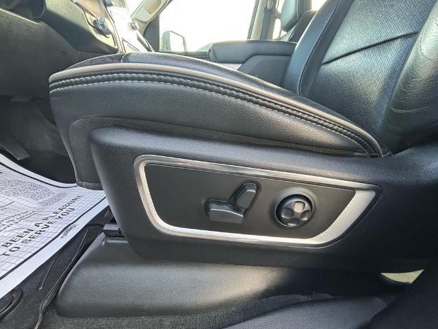 2019 RAM 1500 Laramie 4x4 Crew Cab 5'7" Box