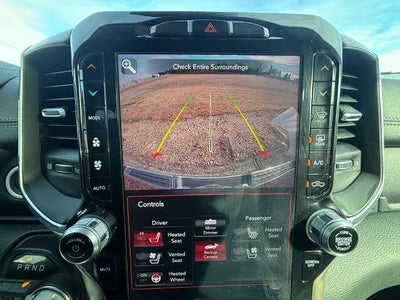 2019 RAM 1500 Laramie 4x4 Crew Cab 5'7" Box