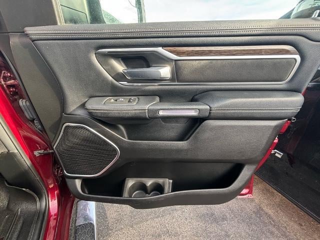 2019 RAM 1500 Laramie 4x4 Crew Cab 5'7" Box