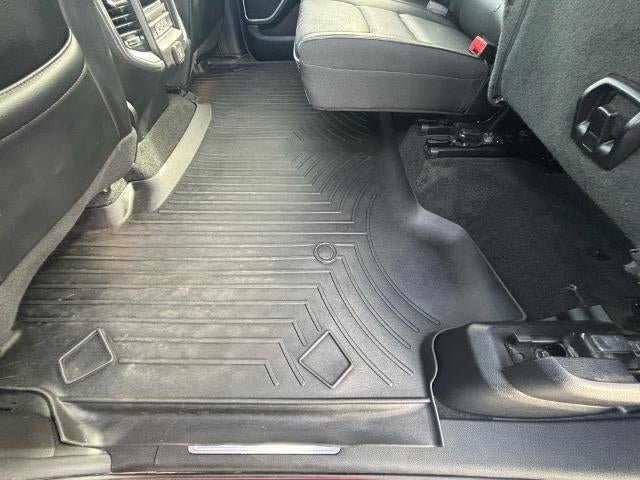 2019 RAM 1500 Laramie 4x4 Crew Cab 5'7" Box