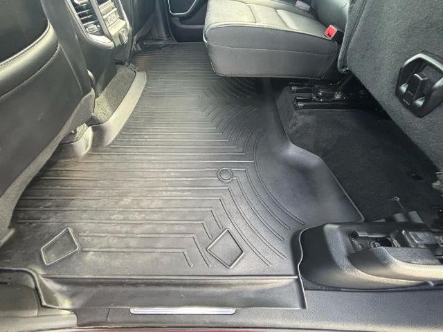 2019 RAM 1500 Laramie 4x4 Crew Cab 5'7" Box