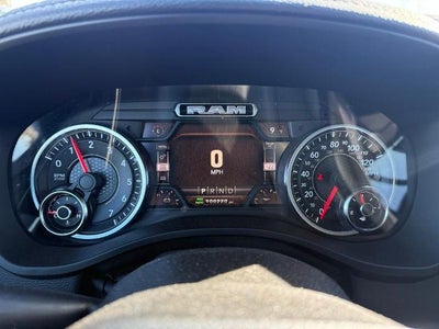 2021 RAM 1500 Laramie 4x4 Crew Cab 5'7" Box