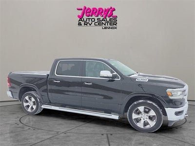 2021 RAM 1500 Laramie 4x4 Crew Cab 5'7" Box