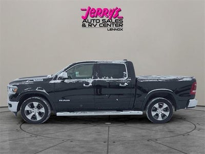 2021 RAM 1500 Laramie 4x4 Crew Cab 5'7" Box