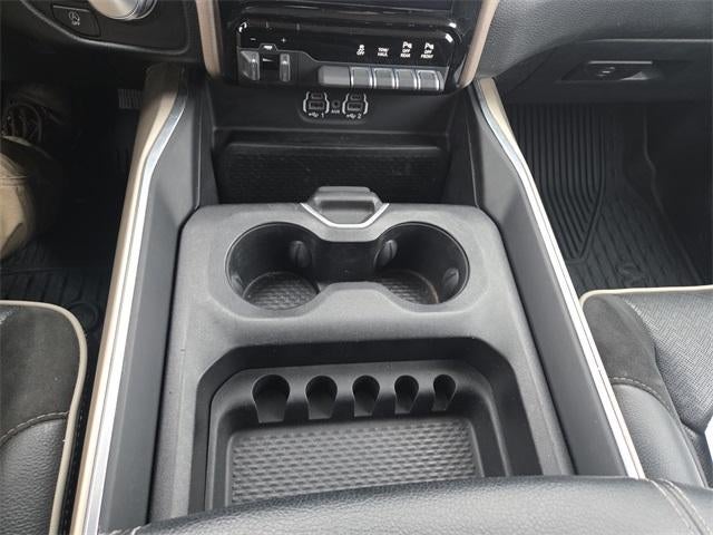 2021 RAM 1500 Laramie 4x4 Crew Cab 5'7" Box