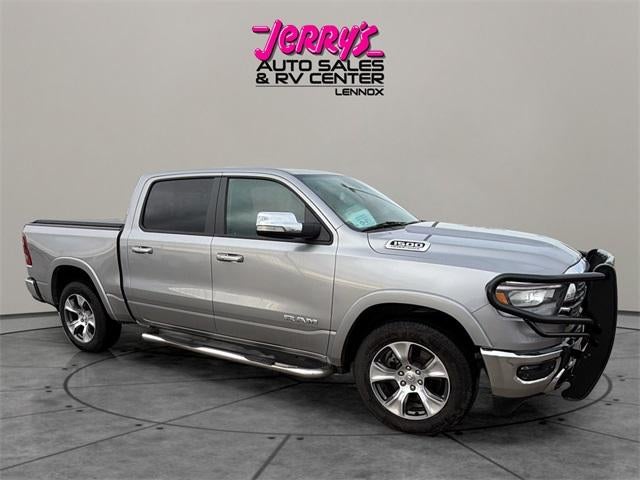 2022 RAM 1500 Laramie 4x4 Crew Cab 5'7" Box