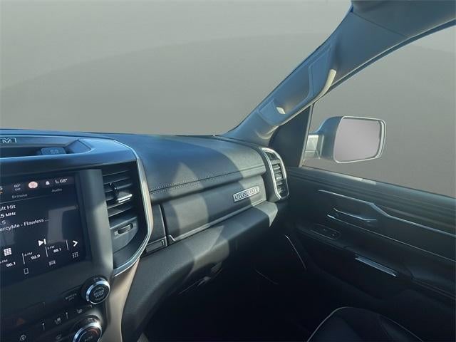 2022 RAM 1500 Laramie 4x4 Crew Cab 5'7" Box