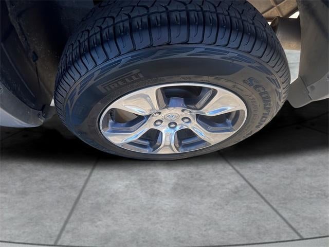 2022 RAM 1500 Laramie 4x4 Crew Cab 5'7" Box