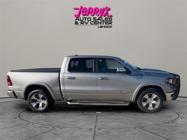 2022 RAM 1500 Laramie 4x4 Crew Cab 5'7" Box