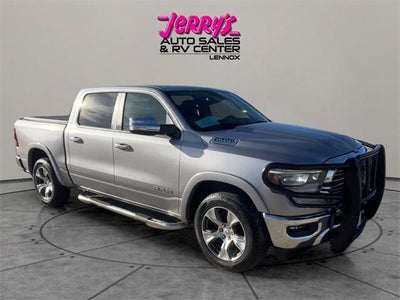 2022 RAM 1500 Laramie 4x4 Crew Cab 5'7" Box