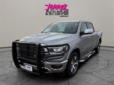 2022 RAM 1500 Laramie 4x4 Crew Cab 5'7" Box