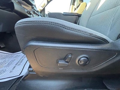 2022 RAM 1500 Big Horn 4x4 Crew Cab 6'4" Box