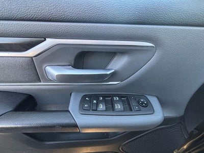 2022 RAM 1500 Big Horn 4x4 Crew Cab 6'4" Box