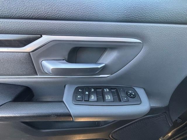 2022 RAM 1500 Big Horn 4x4 Crew Cab 6'4" Box