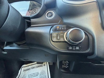 2022 RAM 1500 Big Horn 4x4 Crew Cab 6'4" Box