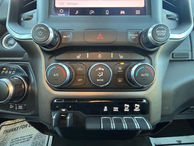 2022 RAM 1500 Big Horn 4x4 Crew Cab 6'4" Box