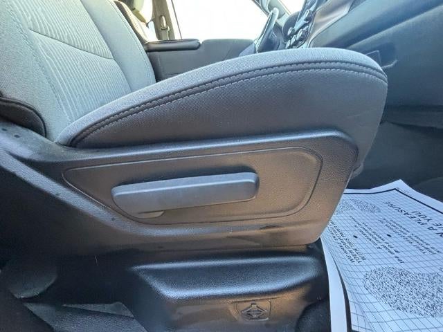 2022 RAM 1500 Big Horn 4x4 Crew Cab 6'4" Box