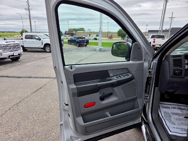 2007 Dodge Ram 1500 4WD Quad Cab 6.3 Ft Box ST