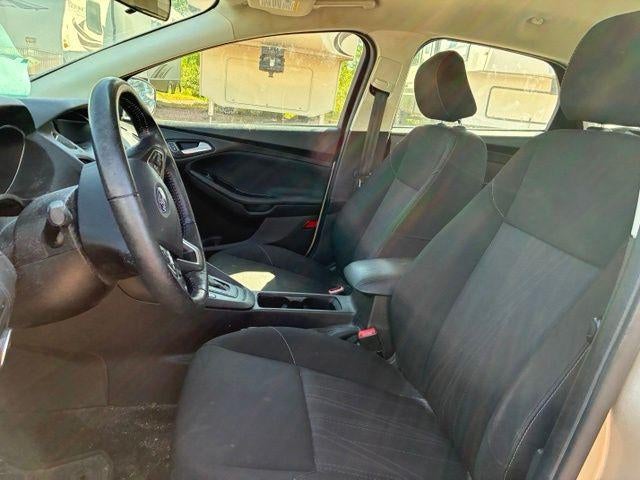 2017 Ford Focus SE Sedan