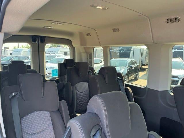 2026 Ford Transit Passenger Wagon T-350 148" Med Roof XLT RWD