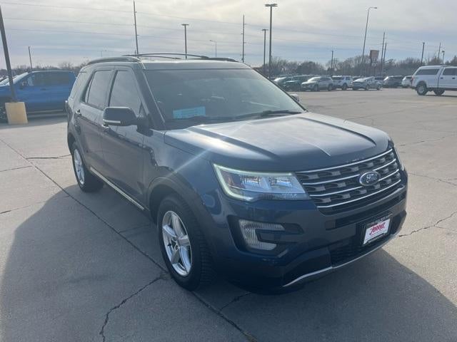 2016 Ford Explorer 4WD 4dr XLT