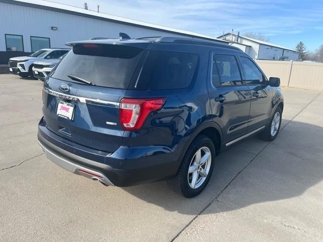 2016 Ford Explorer 4WD 4dr XLT