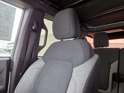 2023 Ford Bronco Base 4 Door 4x4