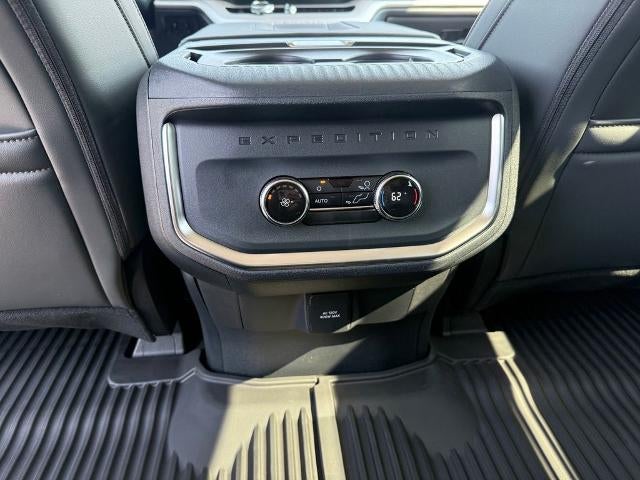 2027 Ford Expedition Max Active 4x4