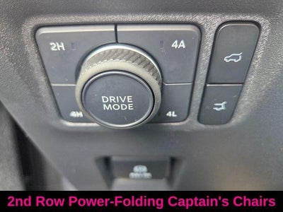 2025 Ford Expedition Max Active 4x4