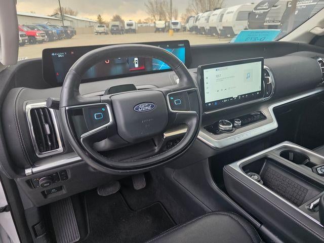 2025 Ford Expedition Max Platinum 4x4