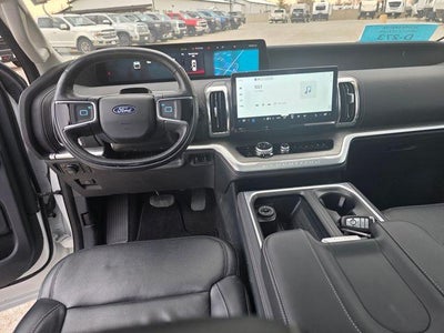 2025 Ford Expedition Max Platinum 4x4