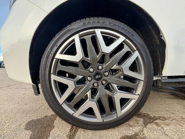 2025 Ford Expedition Max Platinum 4x4