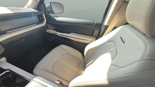 2022 Ford Expedition Max Platinum 4x4