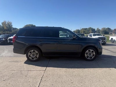 2025 Ford Expedition Active 4x4