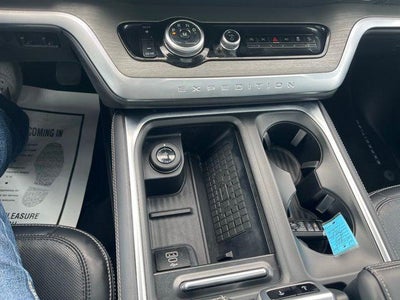 2025 Ford Expedition Platinum 4x4