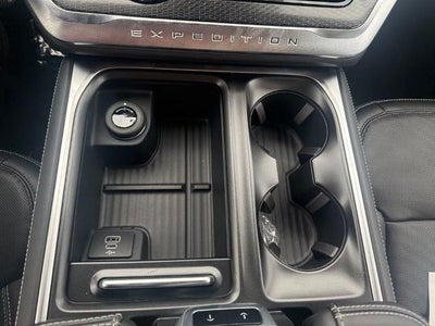 2027 Ford Expedition Platinum 4x4