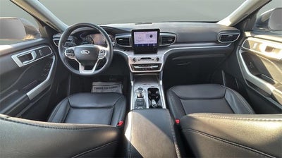2023 Ford Explorer XLT 4WD
