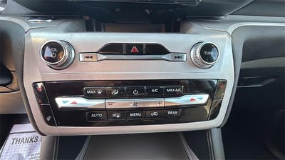 2023 Ford Explorer XLT 4WD