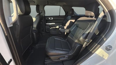 2023 Ford Explorer XLT 4WD