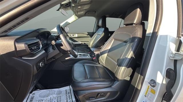 2023 Ford Explorer XLT 4WD