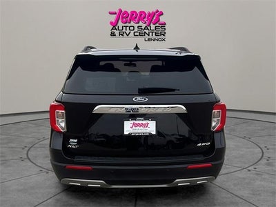 2024 Ford Explorer XLT 4WD