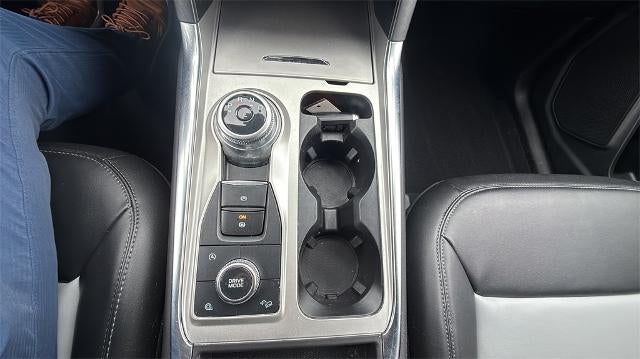 2023 Ford Explorer XLT 4WD