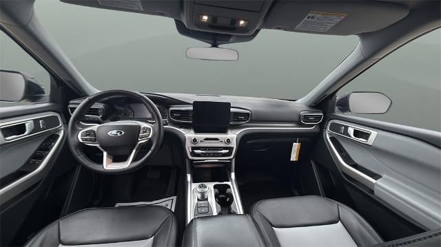2023 Ford Explorer XLT 4WD