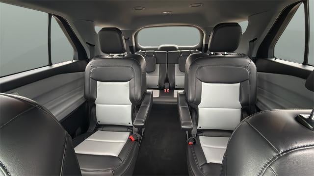2023 Ford Explorer XLT 4WD