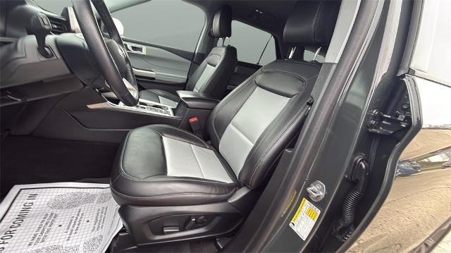 2023 Ford Explorer XLT 4WD