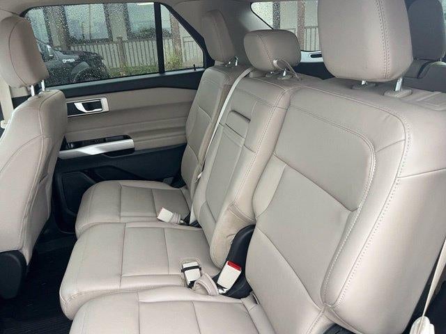 2023 Ford Explorer XLT 4WD