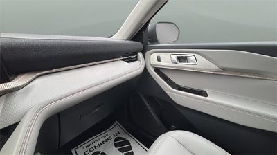 2026 Ford Explorer Active w/100A Pkg 4WD