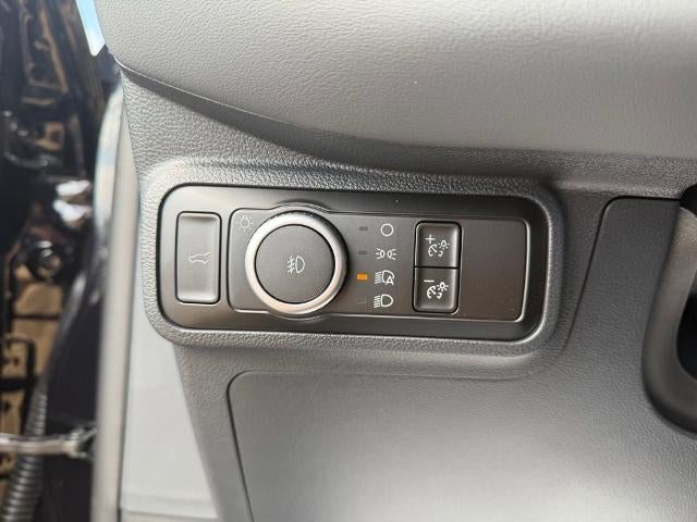 2026 Ford Explorer Active w/100A Pkg 4WD