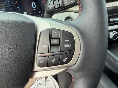 2026 Ford Explorer Active w/100A Pkg 4WD