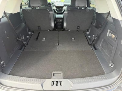 2026 Ford Explorer Active w/100A Pkg 4WD